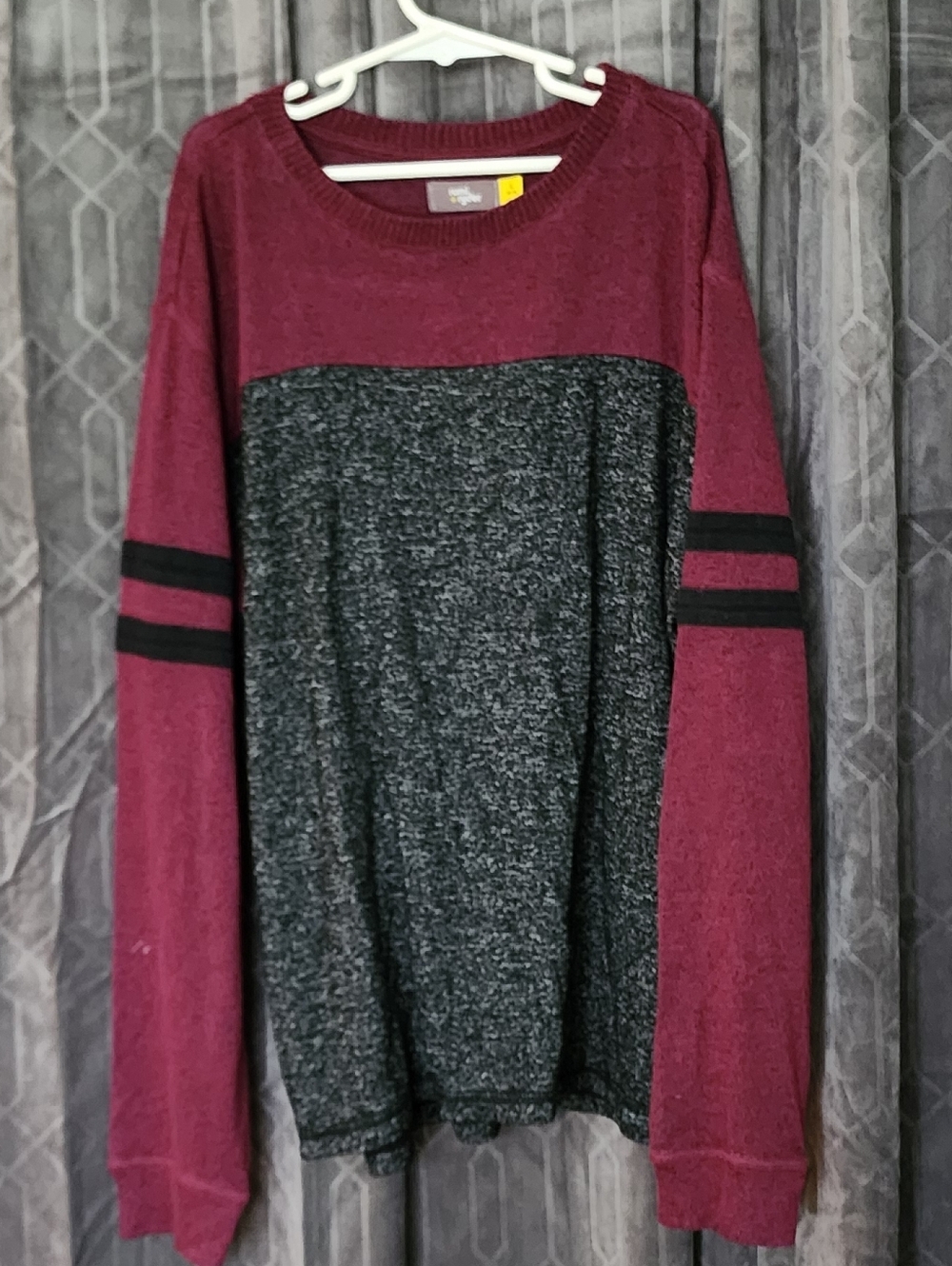rumi + ryder Maroon & Charcoal Crewneck Sweater